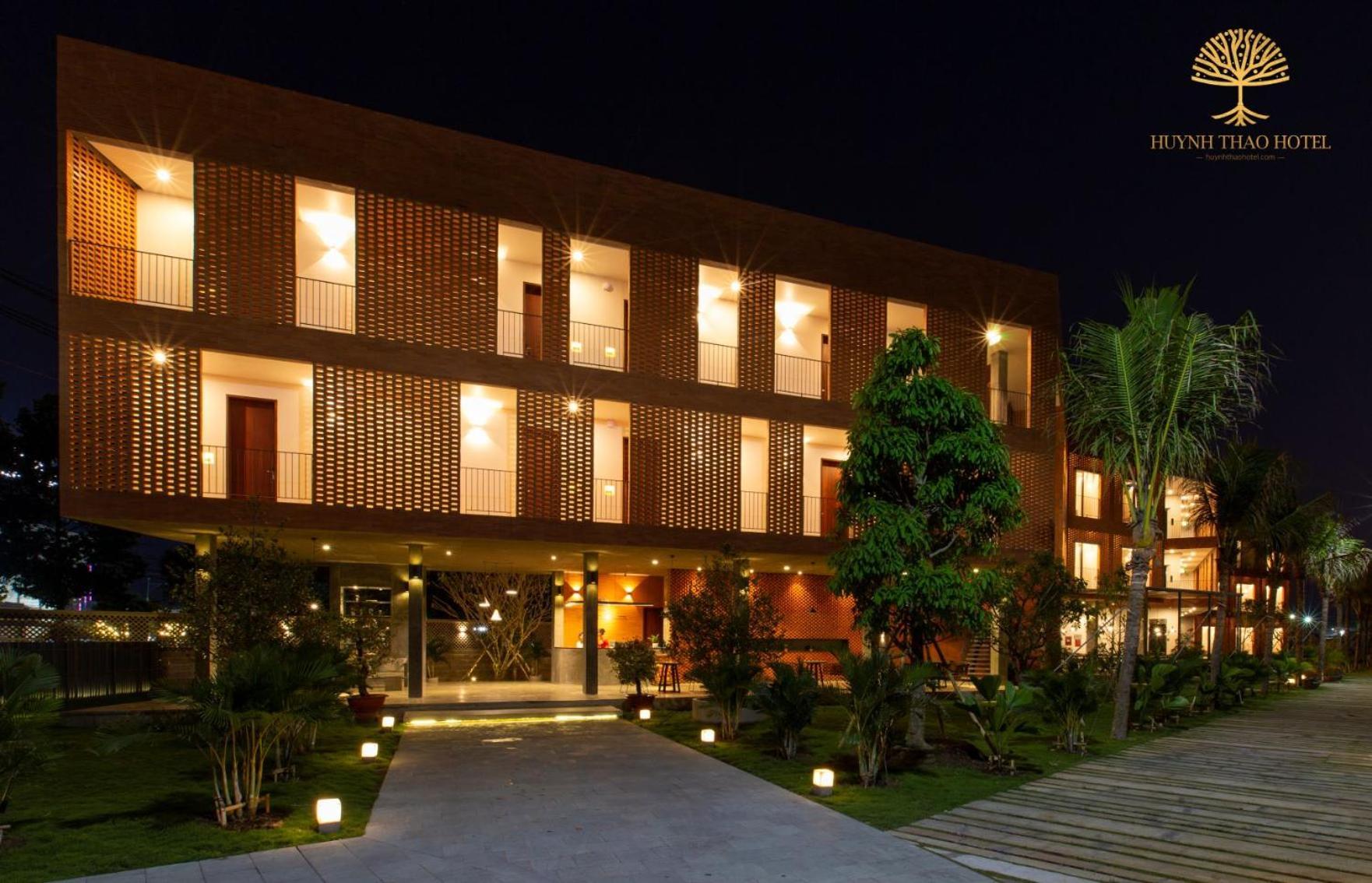 Hotel khách sạn Huỳnh Thảo Ben Tre Exterior foto