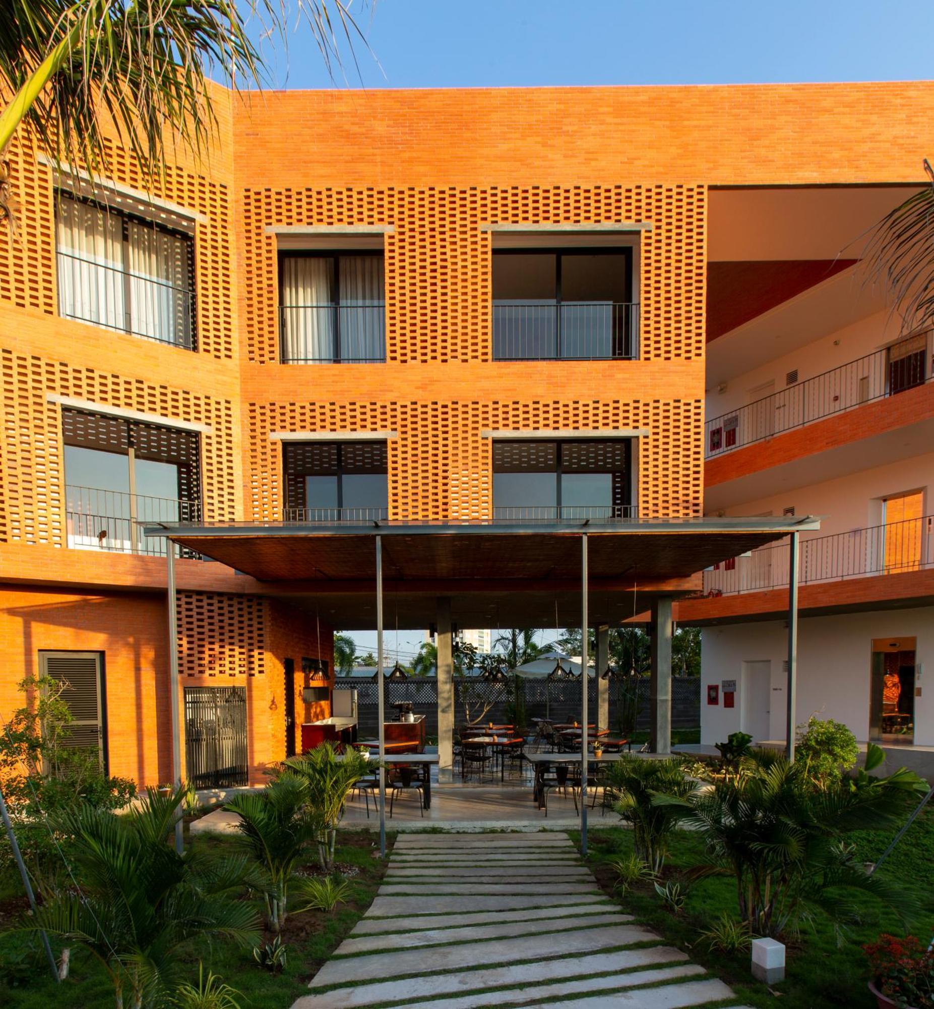 Hotel khách sạn Huỳnh Thảo Ben Tre Exterior foto